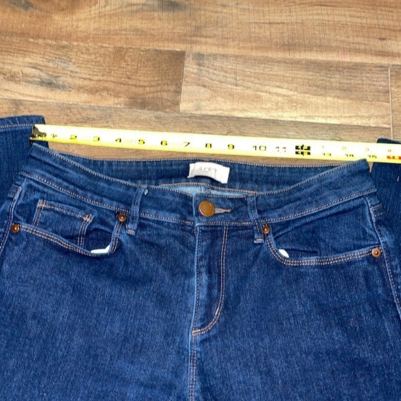 NWOT LOFT Curvy Skinny Jeans.  Size 6 - Picture 2 of 10